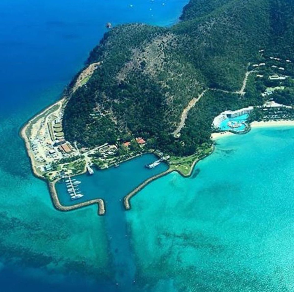 Planning a holiday of a life time and want to travel in style? Get in touch so that we can plan your bespoke #privatejetcharter ✈️