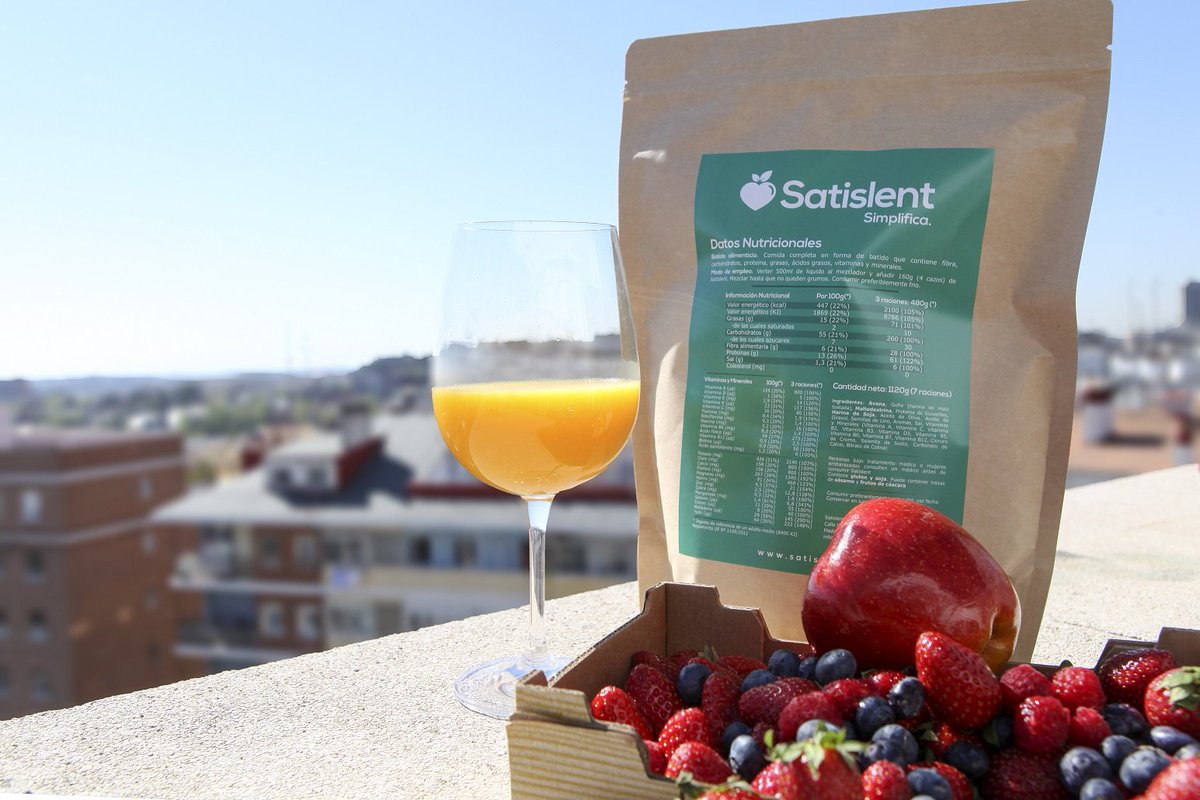 satislent's tweet photo. #Simplifica tu rutina con #Satislent. Una comida completa en 3 pasos: vierte, mezcla y ¡disfruta! https://t.co/kMltBoMXK5