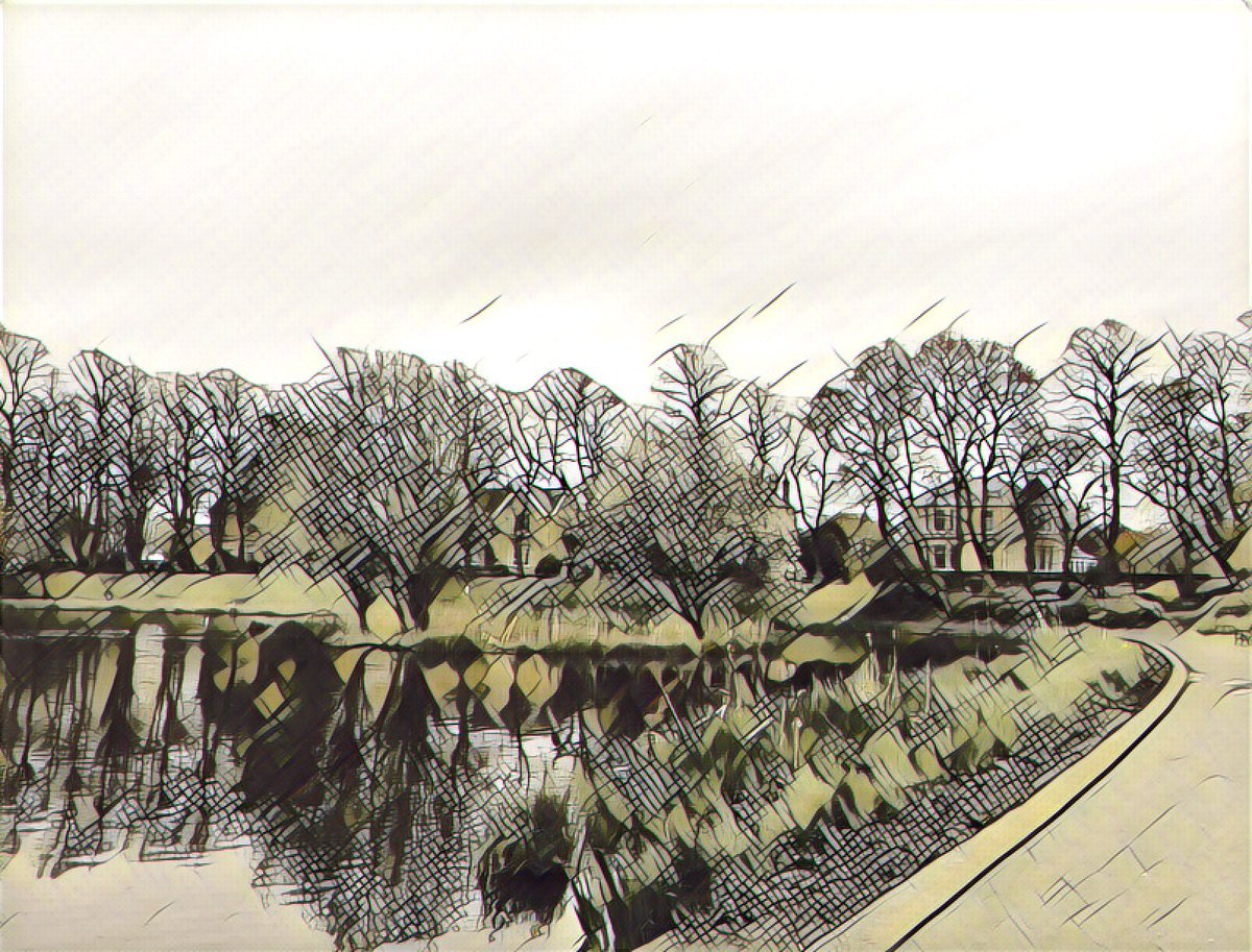 SpeedyStrider's tweet photo. What a day for a walk in the park #GeneralElection #running #runningforfun #haveaniceday https://t.co/TQjvcGuTYJ