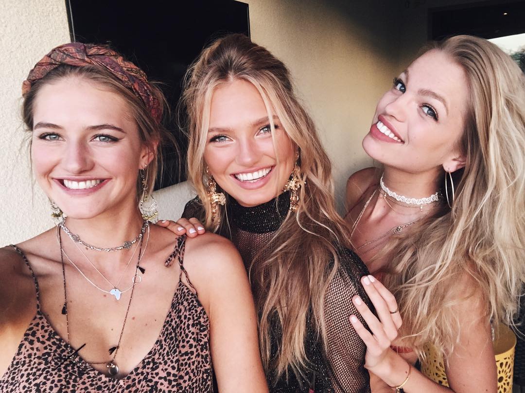 NewYorkModels's tweet image. COACHELLA ☀️🌵 #TeamNYMM at #Coachella2017! 🎶 (Music/Sun/Models: bit.ly/2oIAkf0) #NYMMWomen #NYMMMen #NYMMDirect #NYMMNewFace