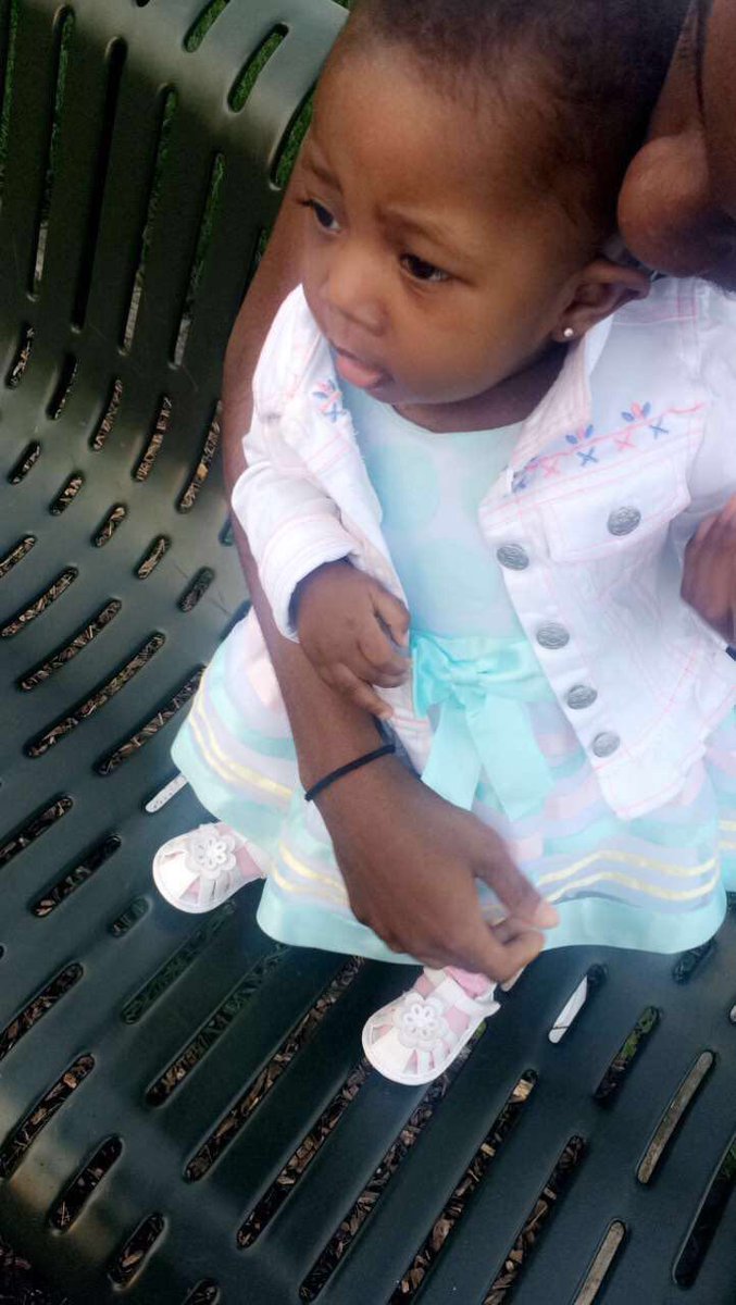 Lil_bootaay's tweet photo. Late, but stinks first easter 😘😘💕 https://t.co/TZhGmYDkeX