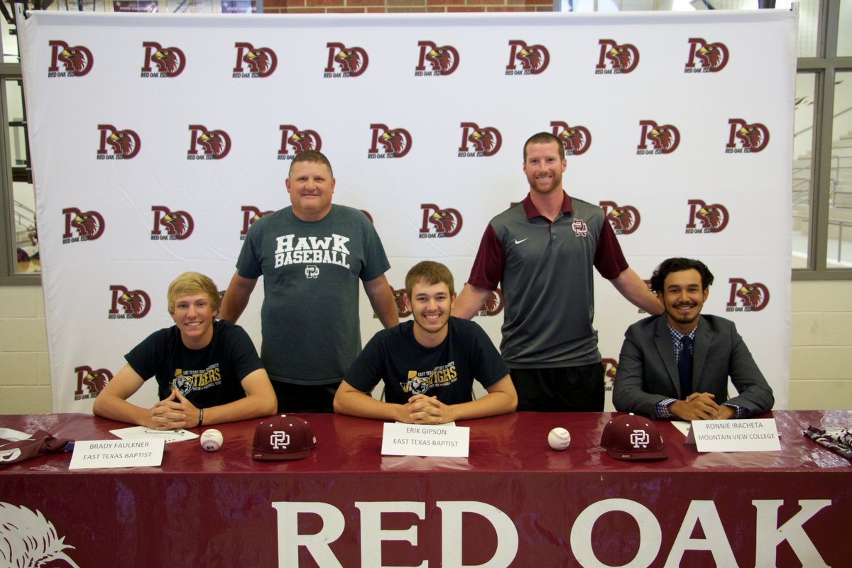 roisdathletics's tweet photo. Congrats to #RObaseball players: Brady Faulkner & Erik Gipson who signed with @GoETBUTigers & Ronnie Iracheta who signed with @MVCOnline! https://t.co/UvtnxFsN8Z