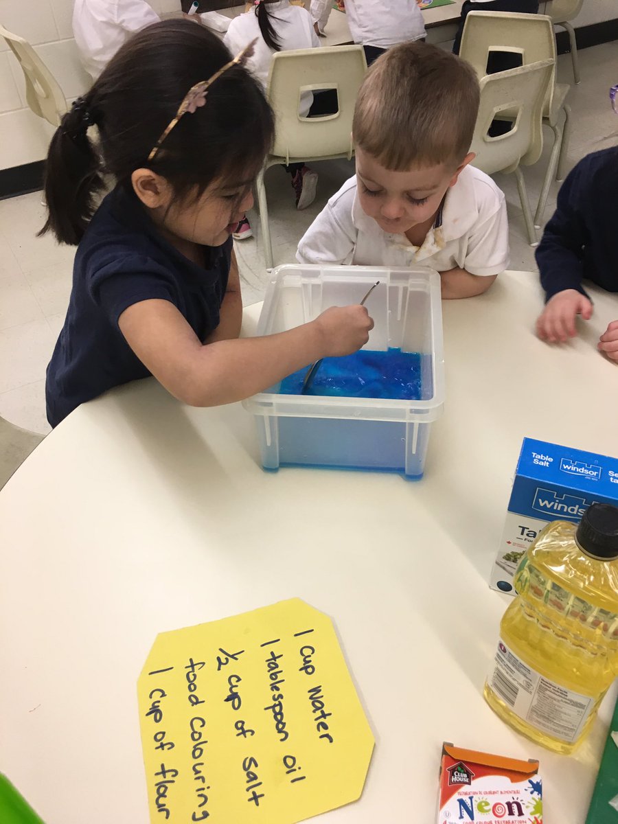 mrsterrana's tweet image. Part two of making play dough @reginamundices #squishyfun