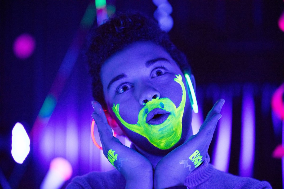 creative_cuties's tweet photo. Follow us to see images from past parties and get inspiration for future events! #creativecuties #glowparty #10thbirthday #bdayparty https://t.co/c9i61VXc8E