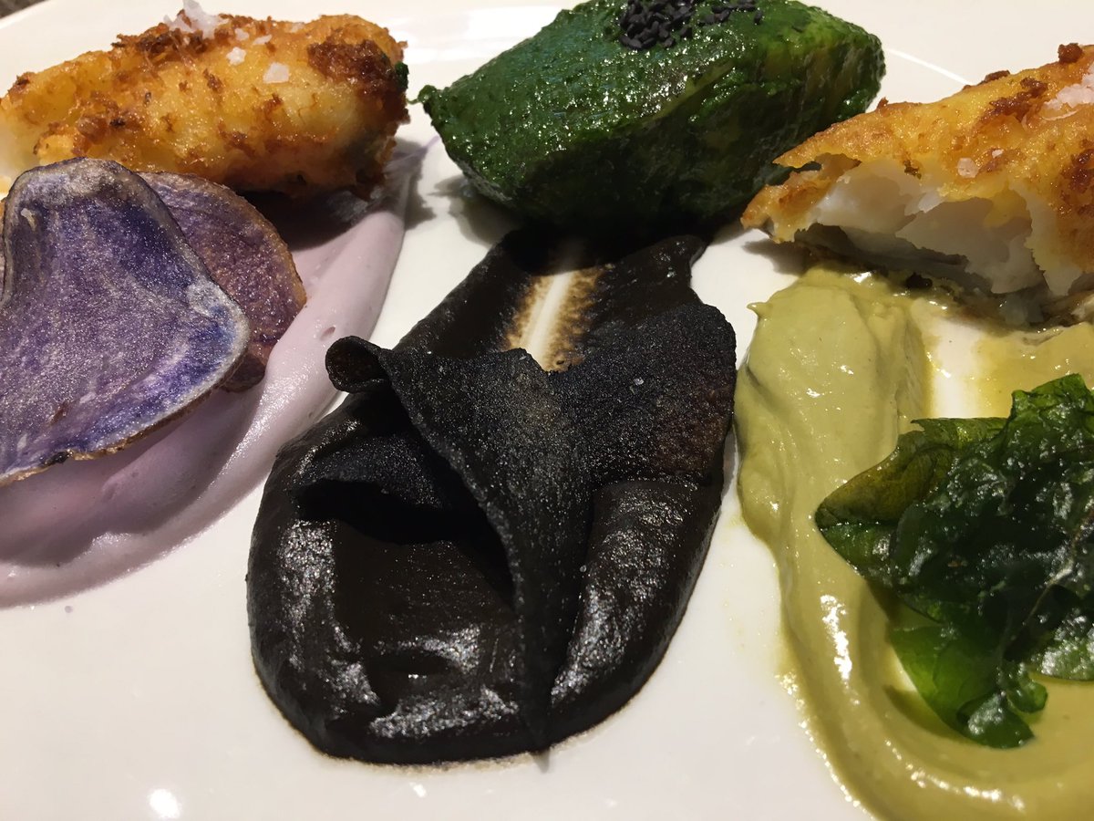 DonJuanAlemanes's tweet photo. Nivel tres de Bacalao . Tres formas , tres presentaciones , tres sabores, Tres minutos que tienes para venir a probarlo . Vamossss https://t.co/3tcU55drAH