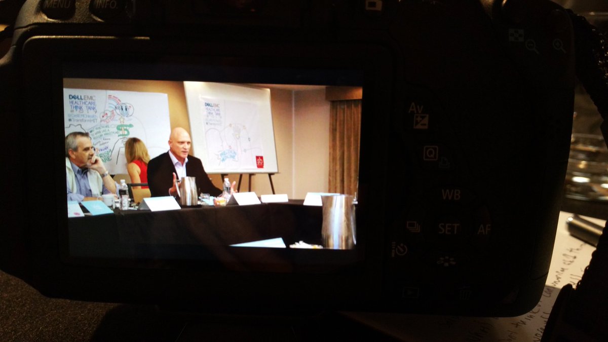 jay_ezra's tweet photo. Capturing Passion. #TransformHIT 
Keeping the conversation going! #DellEMCThinkTank2017 https://t.co/NzqY7wsO4q