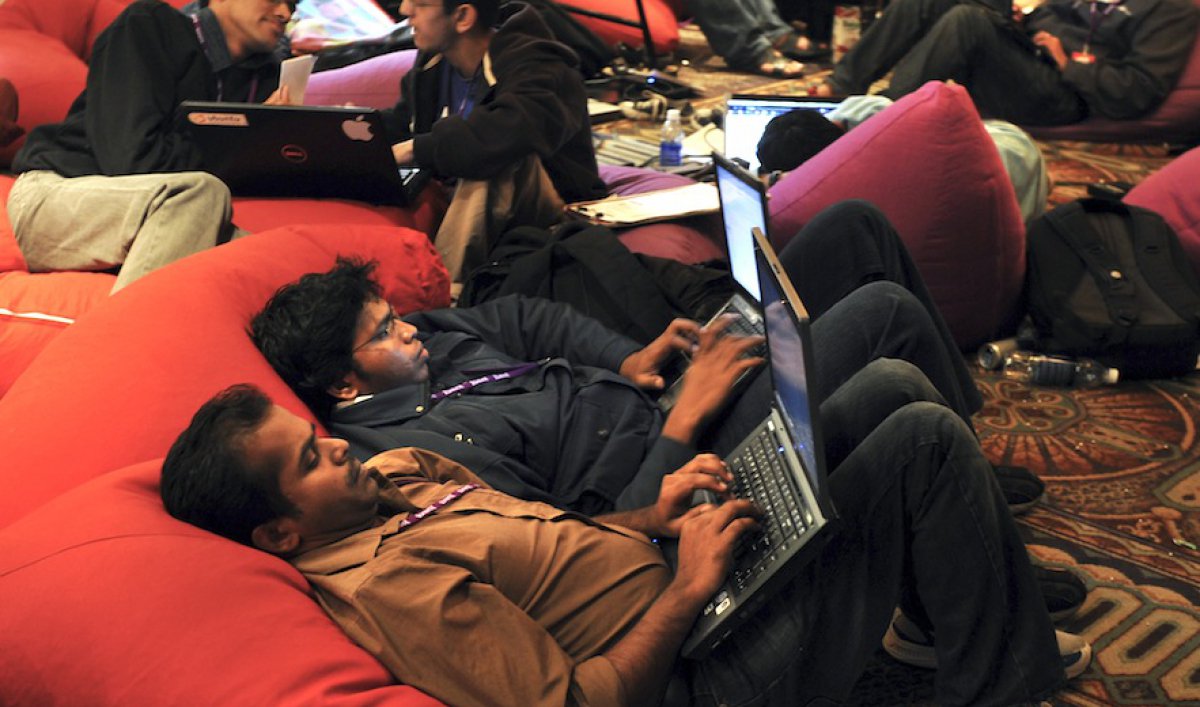 Bangalore zit middenin in de online bubble. Je voelt letterlijk de energie. Aanstekelijk!' Door <a href="/RondeGraaf/">Ron de Graaf</a> ow.ly/e3ZV30aWdOQ