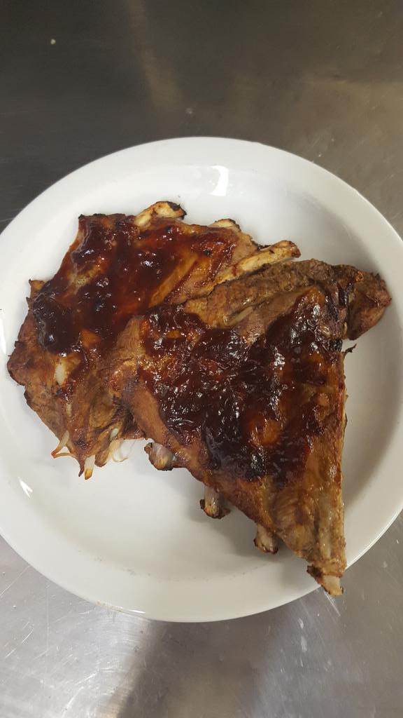 DavidSouter92's tweet photo. @GordonRamsay  what do you think if my BBQ ribs please give me your thoughts https://t.co/wmwCHXbEcA
