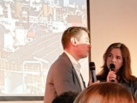 Yvdhoff's tweet photo. #Havendebat oliekraan in #Amsterdamsehaven dicht betekent geen vliegreizen vanaf Schiphol meer @Vopak_Nederland https://t.co/XJuJl1o5xk