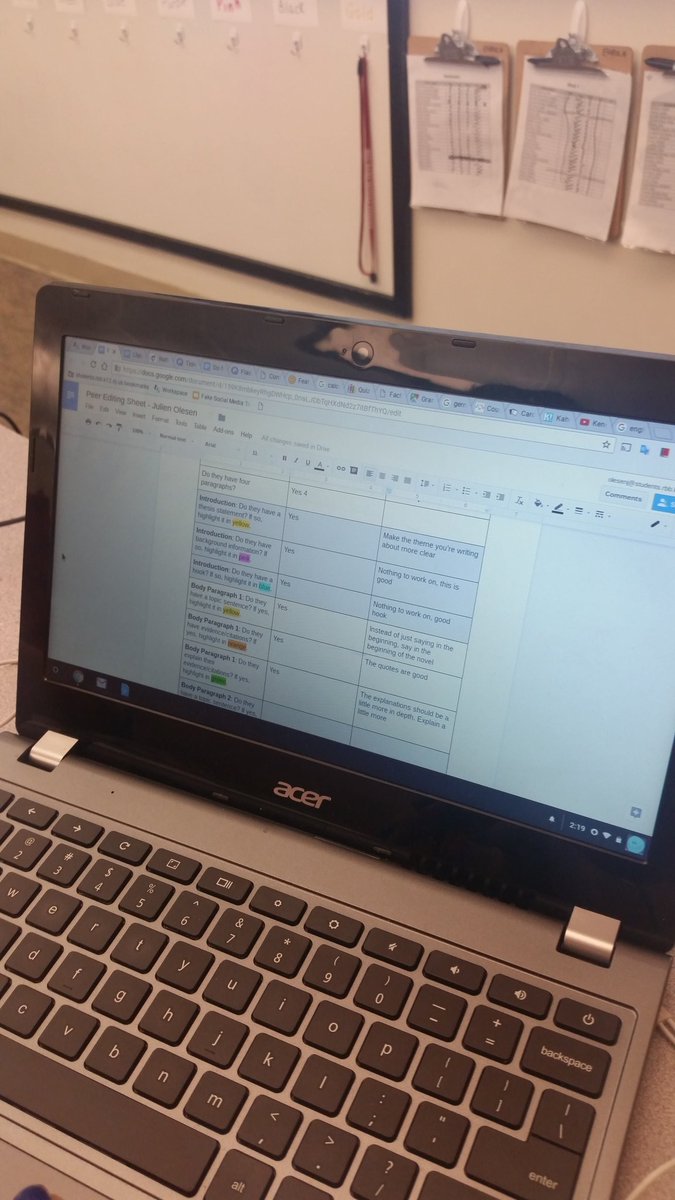 RBMSCarty's tweet photo. Ss color coding and peer editing their literary analysis essays on themes from #thedevilsarithmetic #RBBisBIA @RBMSRockets https://t.co/jDBW3pDVxG