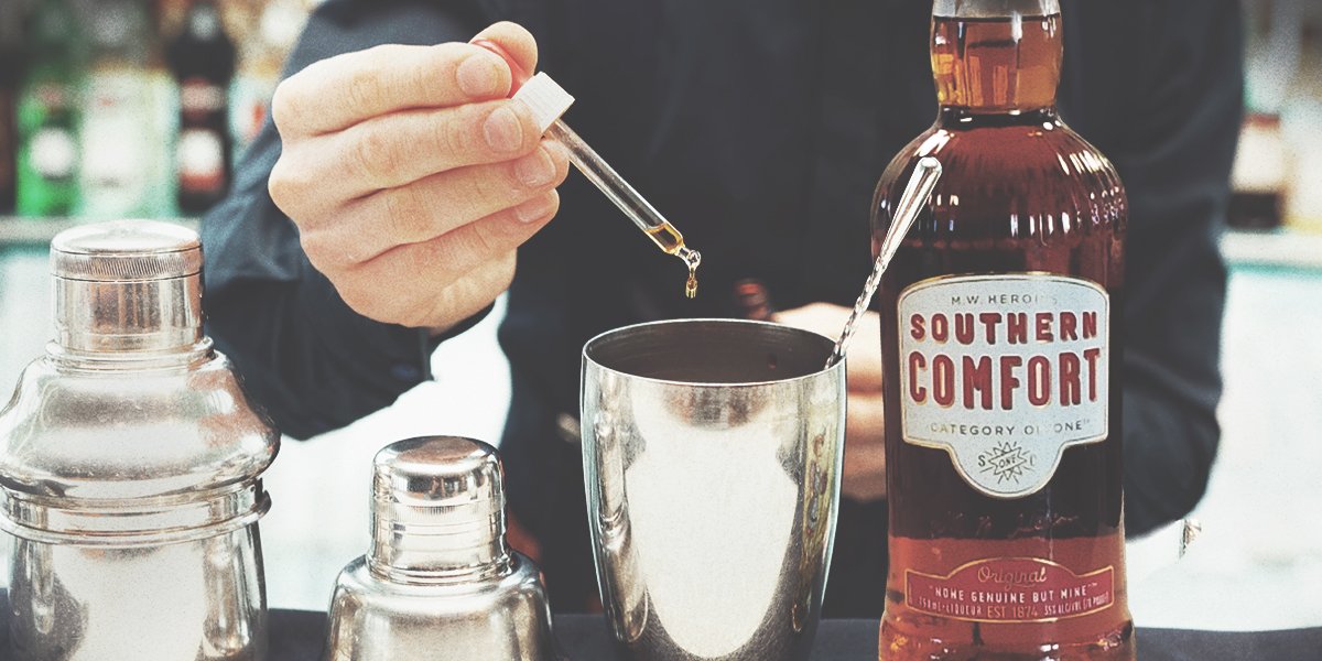southerncomfort's tweet photo. #TusedayTip: Only takes a few drops of bitters to do the trick. https://t.co/DL1lfsp8F6