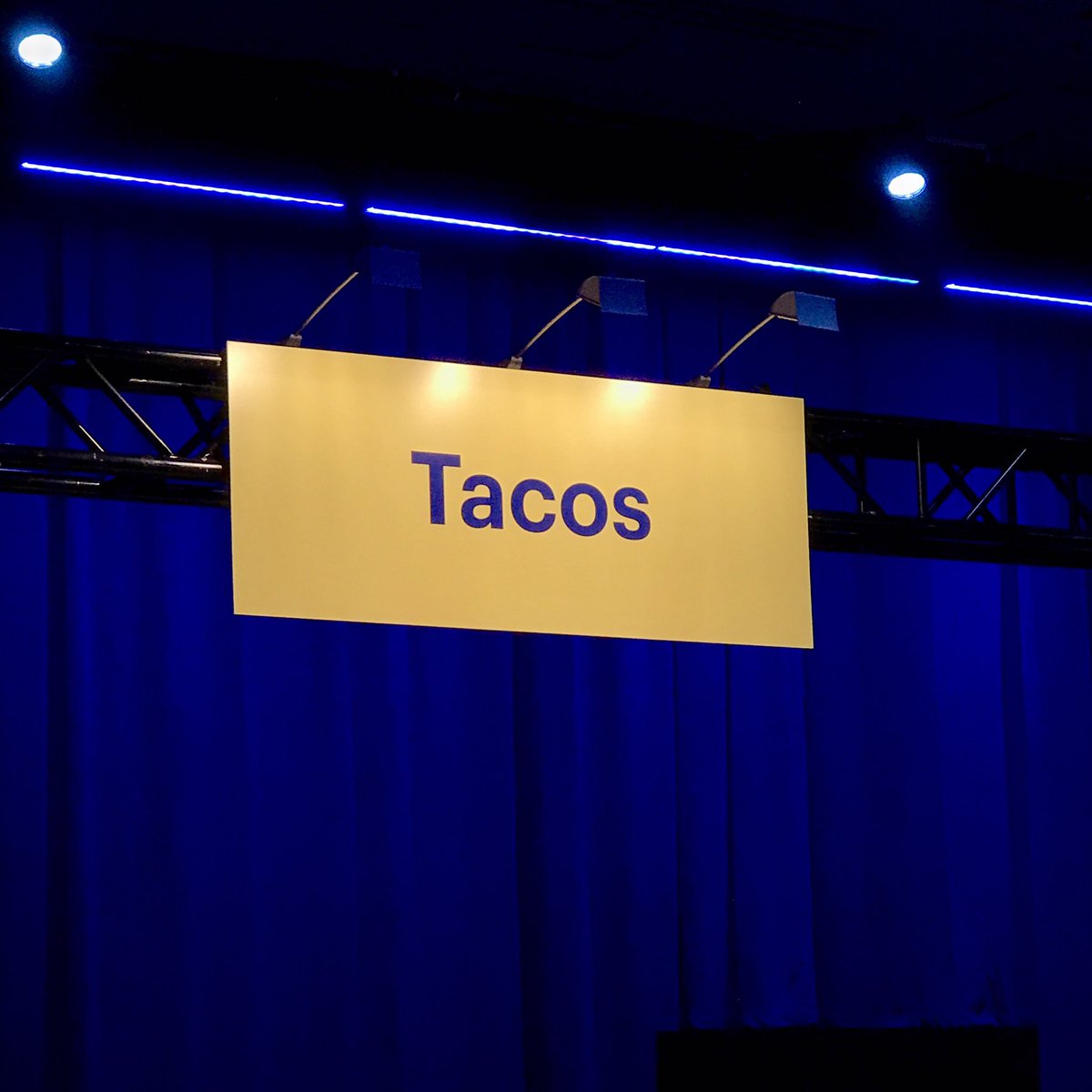 arieljalali's tweet image. Looks like I will be able to participate in @sensay #TacoTuesday remotely 👍🌮#f82017 #fbf8