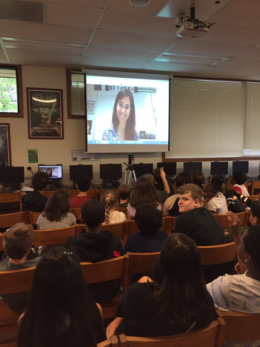 CDFulkesLibrary's tweet image. 6th graders reading The Mixed-Up Files of Mrs. Basil E. Frankweiler had amazing Hangout w/ art expert, Dr. Alexis Culotta. #librariesrrock