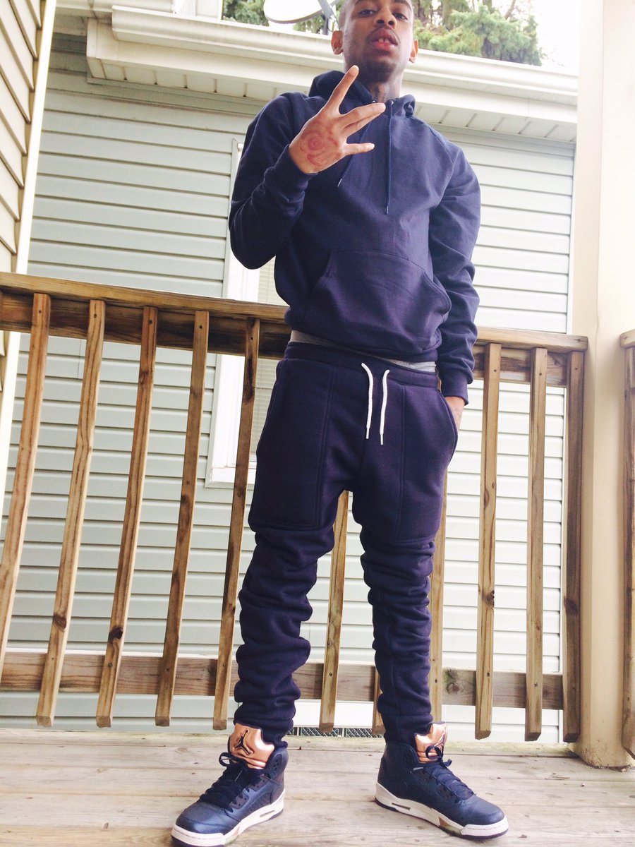 WwDc_Millie's tweet image. #LLKY #LLGL #WWDC4L 💯