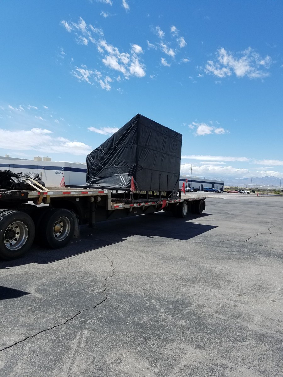 GoTimeLogistics's tweet image. Fuselage heading to Florida #GoTime