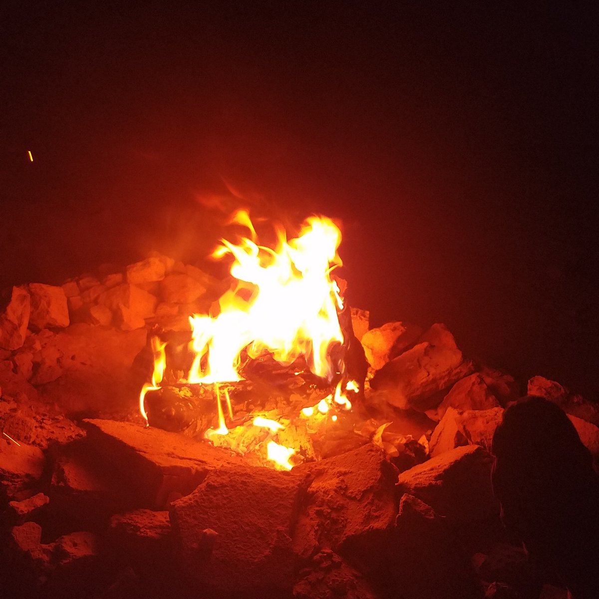 VisitGCB's tweet photo. Ah campfires! #thinksteepthoughts #summerisalmosthere https://t.co/j0ruNPayMZ
