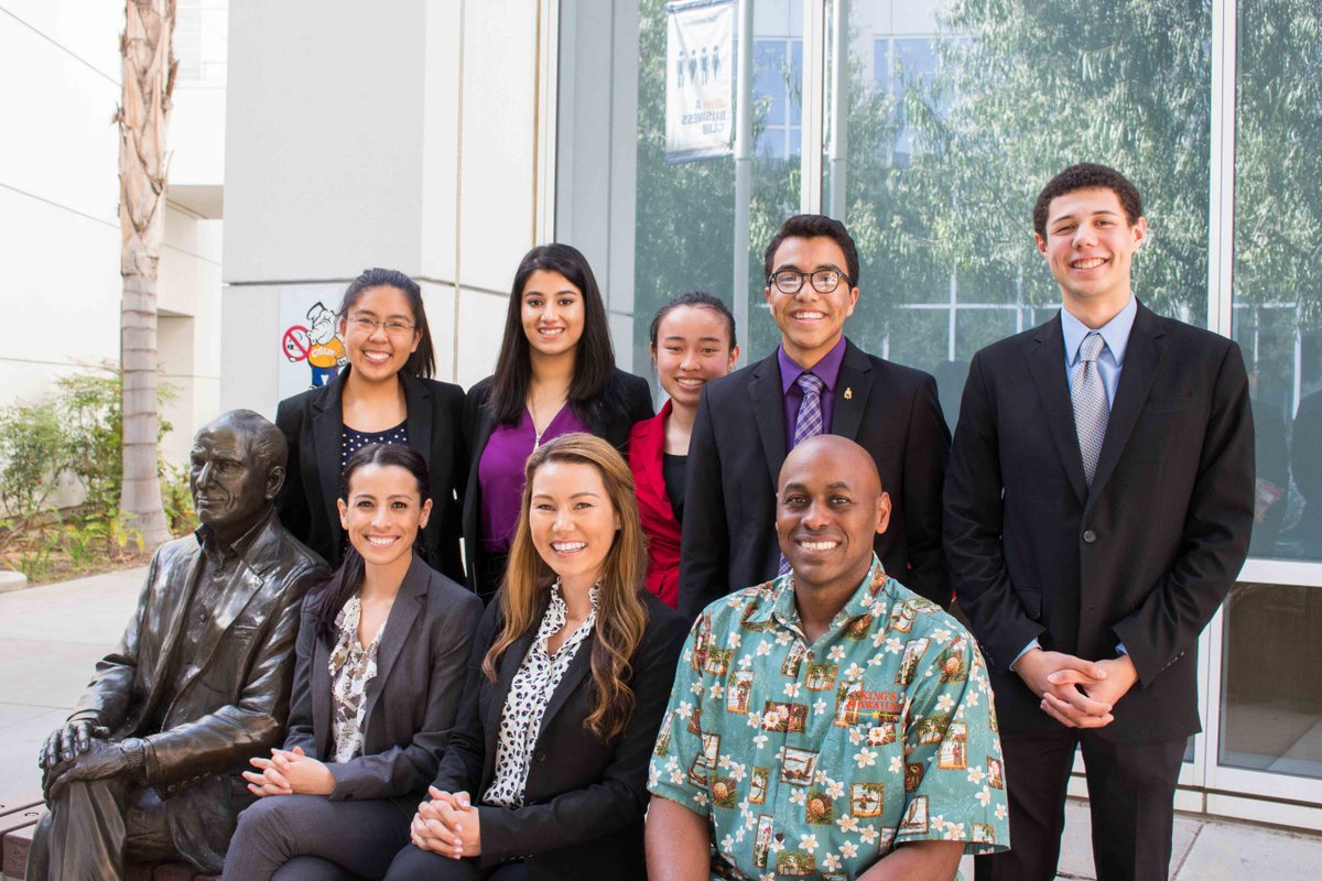 thedailytitan's tweet photo. Co-ed fraternity @CSUFPSE helps its members perfect their skills in sales, marketing and management. https://t.co/wZZq5V06ul https://t.co/NMqwl4B59Q