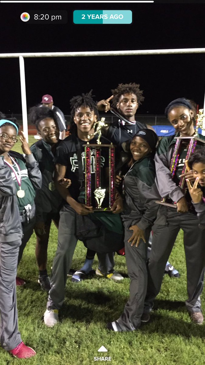 phstrack59's tweet image. A little throw back before the district track meet tomorrow . @__1era__  @ToddHarris_6