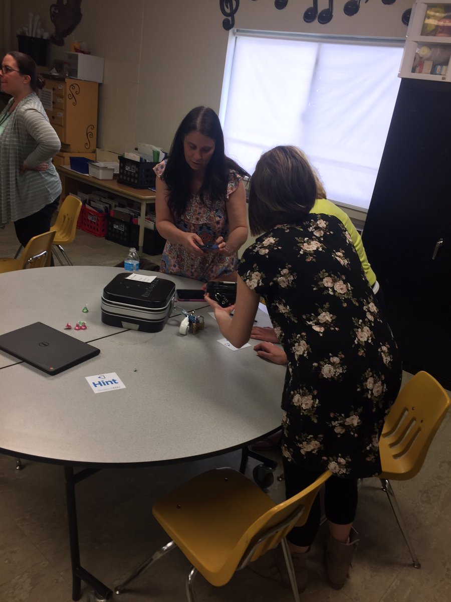 Corunna_Ele's tweet photo. Playing BreakoutEDU today! @ImWithHimm  #gr82bgold #EMcavs https://t.co/FH2X8UleRr