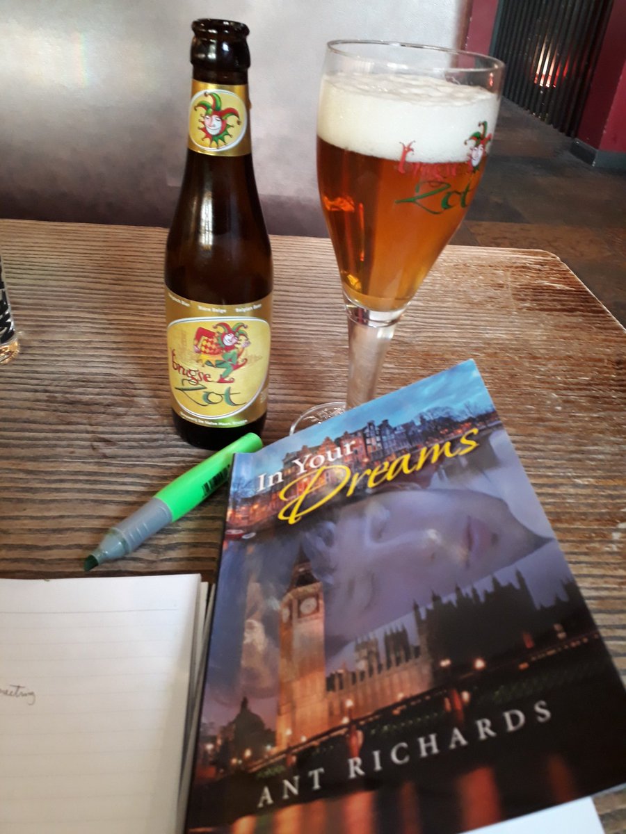 antrichards2014's tweet photo. #reediting #inyourdreams while enjoying a chilled #brugsezotblond @ #UnionpubGreenwich
#writerslife #craftbeerhour #craftbeerbastard https://t.co/0YuOobzlbP