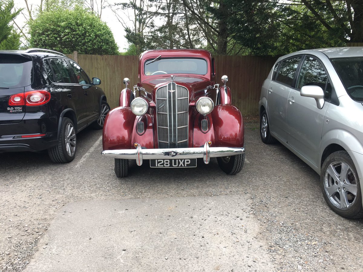 Pharrol's tweet photo. Old timer between two new timers #classiccars #1936dodge https://t.co/MLT8Dq5HIR
