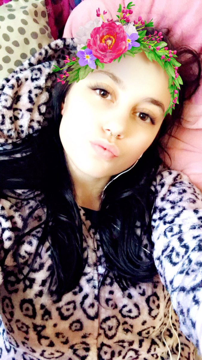 kaylaseraphina's tweet photo. blessing your tl https://t.co/BmC1k06eQo