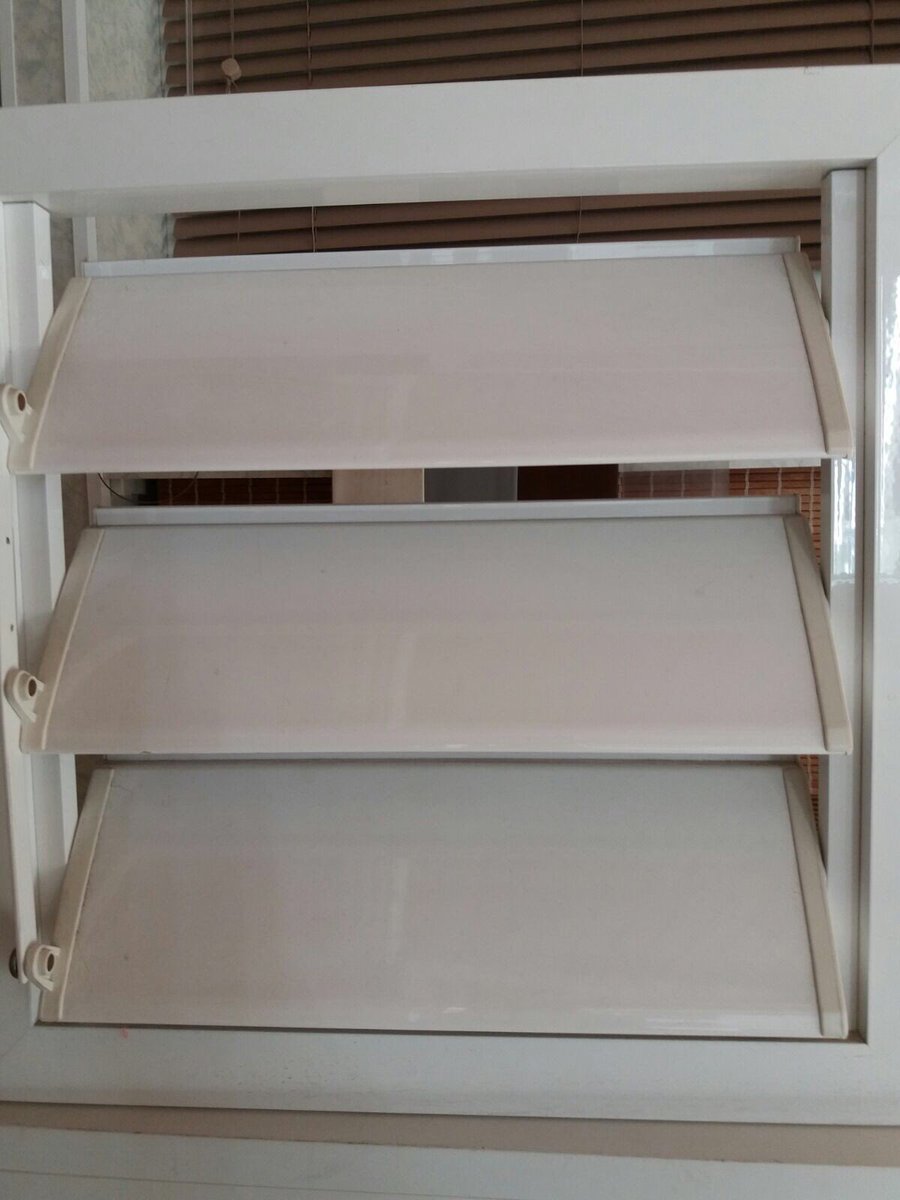 Persianas Badajoz tweet media