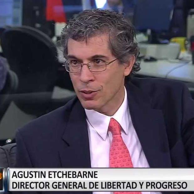SinvueltasRZ's tweet photo. En VIVO entrevista con @aetchebarne charlando del aumento del estado #politica #actualidad @larzradio https://t.co/iBTghLl4iz