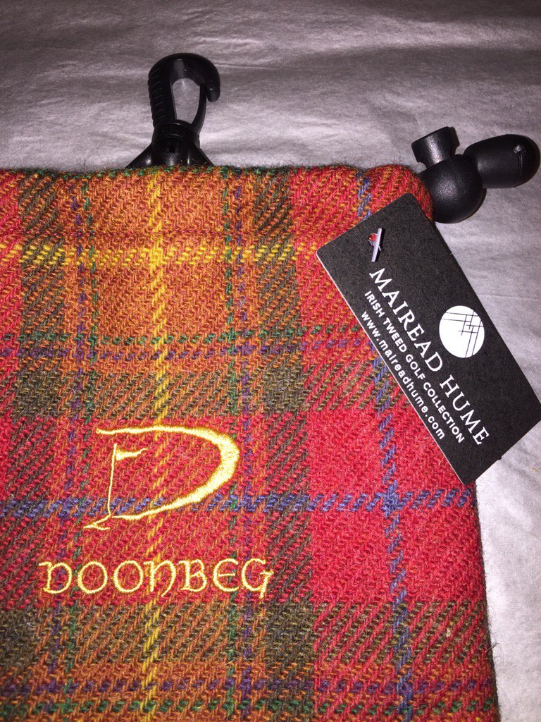 HarrisTweedGolf's tweet photo. @TrumpDoonbeg #irishtweedgolfcollection #teebag #headcovers #styleonthecourse @anything_golf #irishgolf #mageetweed https://t.co/Hhx6M1qZ0c