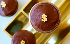 LAmag's tweet photo. Sprinkles Is Giving Out Free Cupcakes for Tax Day, Because Only Sprinkles Understands Our Pain: https://t.co/lZ6oGhKz6N https://t.co/xEIyJxPJuM