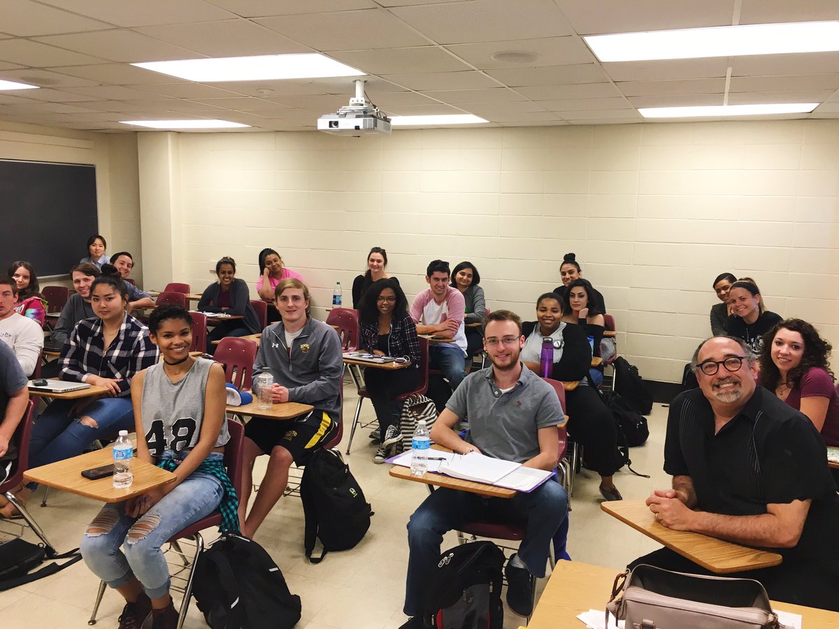 rizzchong's tweet photo. Had the honor of coming back to my alma mater to guest lecture a Media&amp;Comm class. Thanks @UMBC for having me back to inspire the next gen! https://t.co/58kPKjNjea