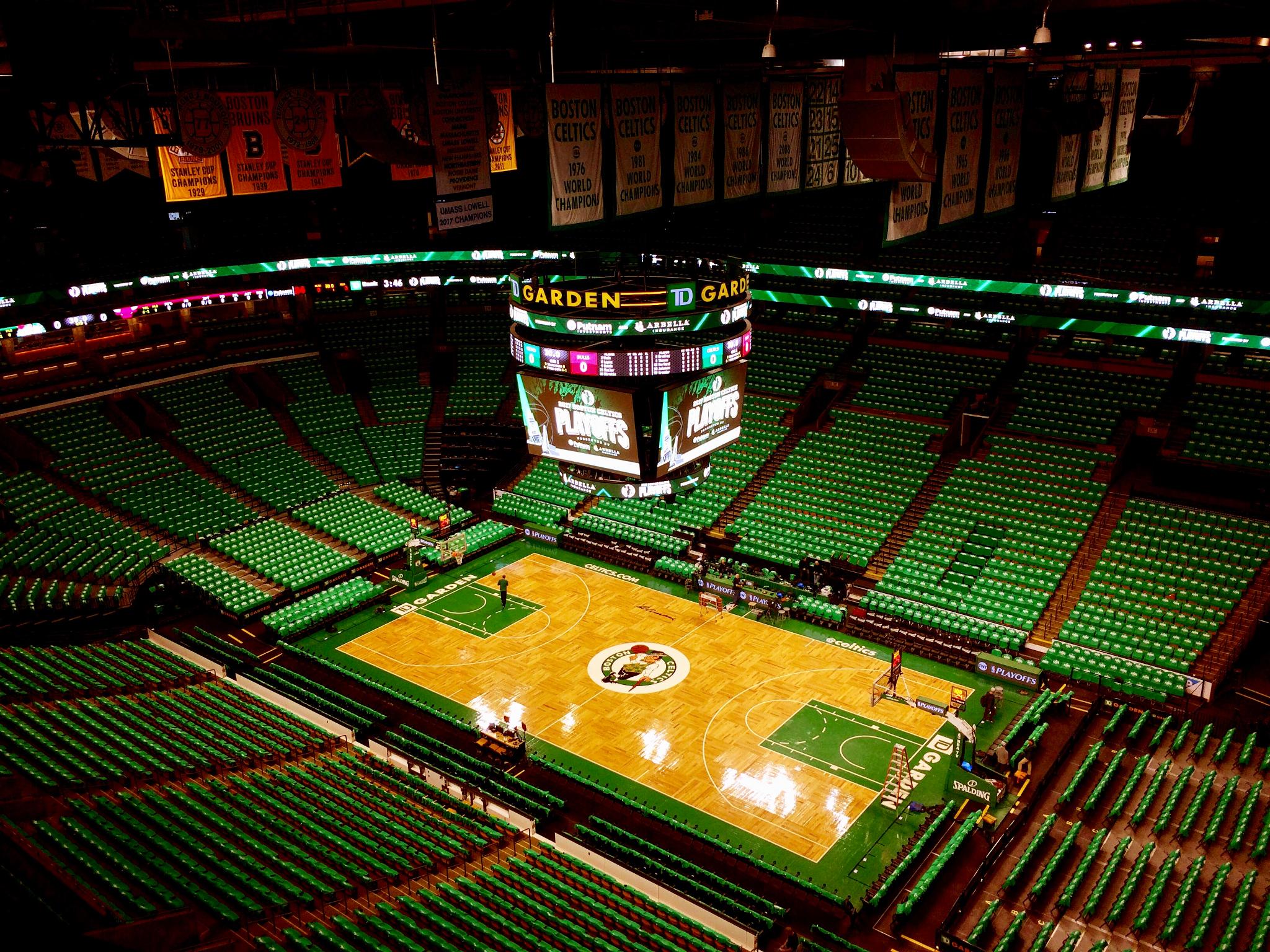 Td Garden On Twitter Tdgarden Goes Green For Celtics Playoffs