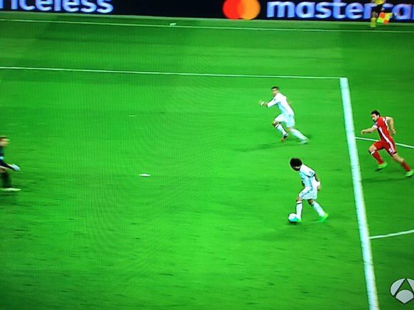 sjsfutbol's tweet photo. SCREAMING https://t.co/B6iBtKC6O8