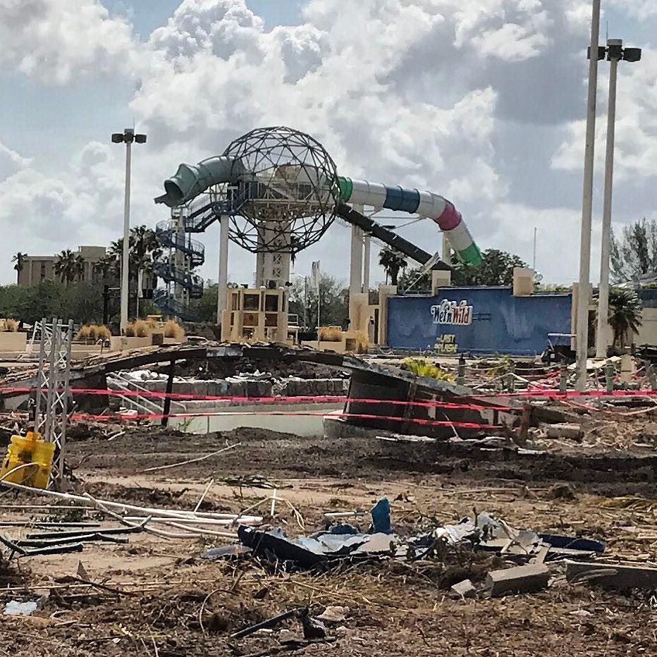 IMG_2794.JPG, Photo of the abandoned Wet N Wild waterpark i…