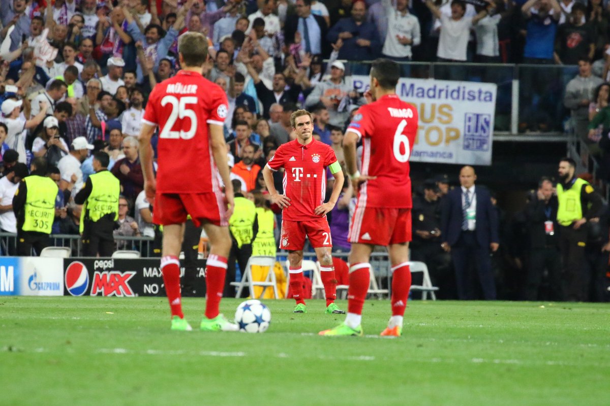 FCBayern's tweet photo. Kapitän @philipplahm: "Die Mannschaft hat Mut bewiesen. Sie hat alles versucht, um hier zu gewinnen." #RMAFCB #UCL https://t.co/0Tv8QywJt6