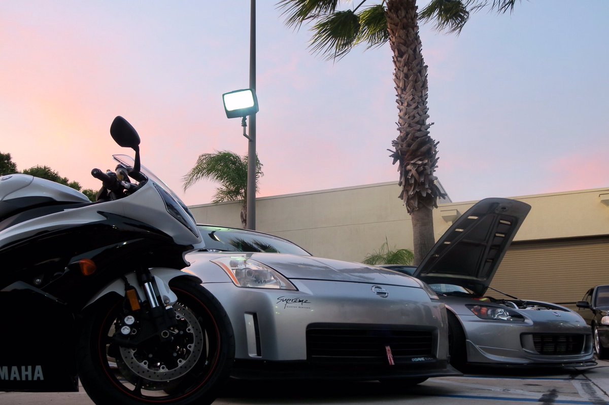 chrisdevera's tweet photo. shooting cars for the first time was fun. dope rides under pastel skies. pt1 #code81 π―π΅ #nofilter cc: @a_ortizzz @burgerculture1 https://t.co/rH4R8JsTqL