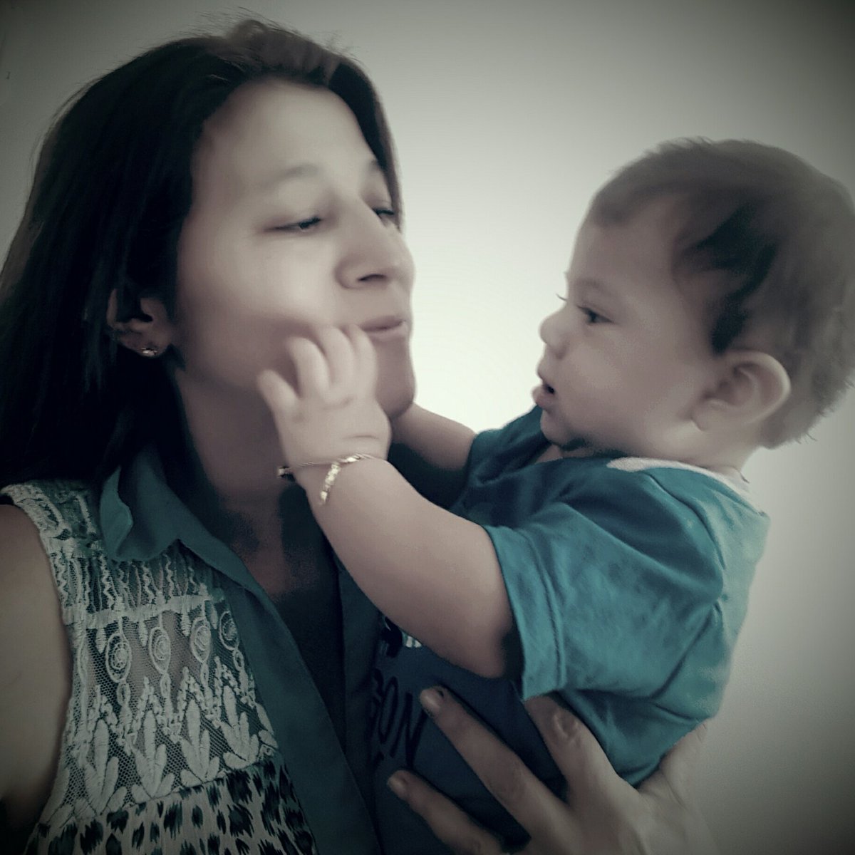 jhaenc's tweet photo. Te amo mi niño https://t.co/yDmp8GS3D6