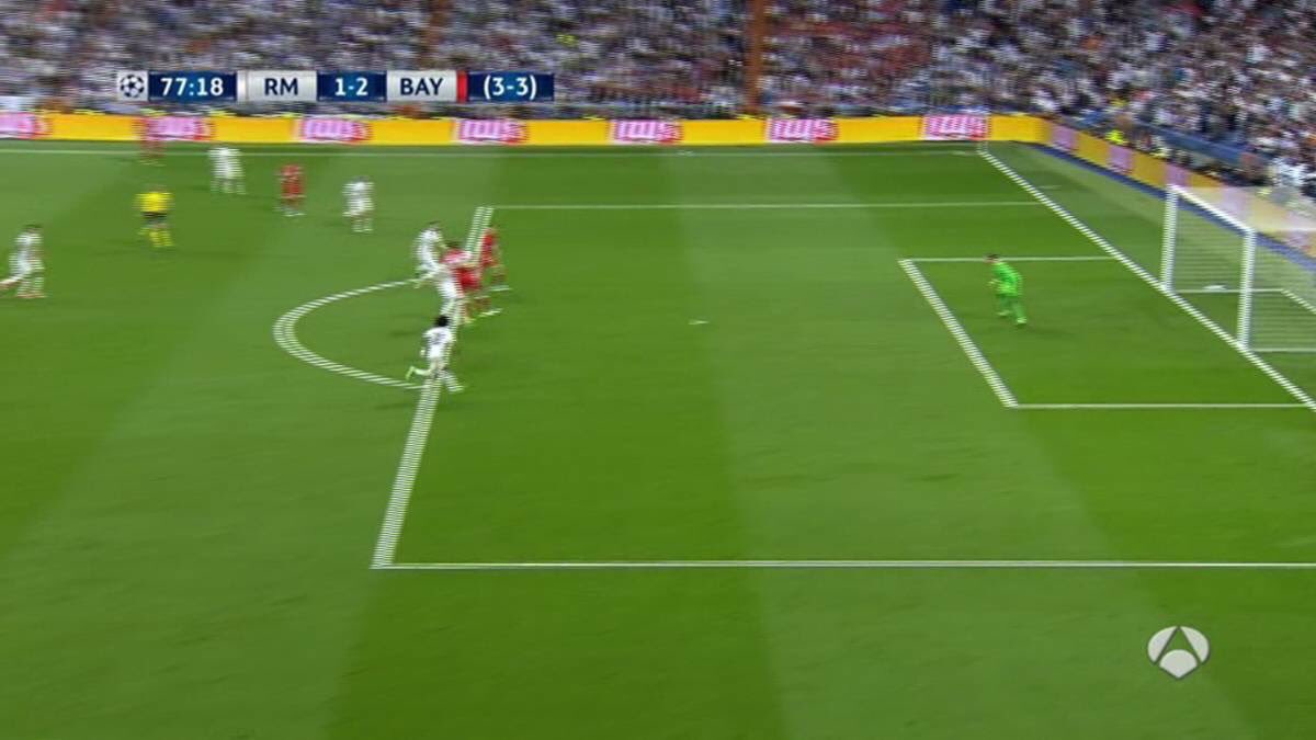 15hanacido's tweet photo. A ver qué me he liado.
Los árbitros para ayudar al Madrid.
Le dan un gol al Bayer que no era, no pita penalti a Case y les dan 2 penales? https://t.co/8ROYOz7wf8