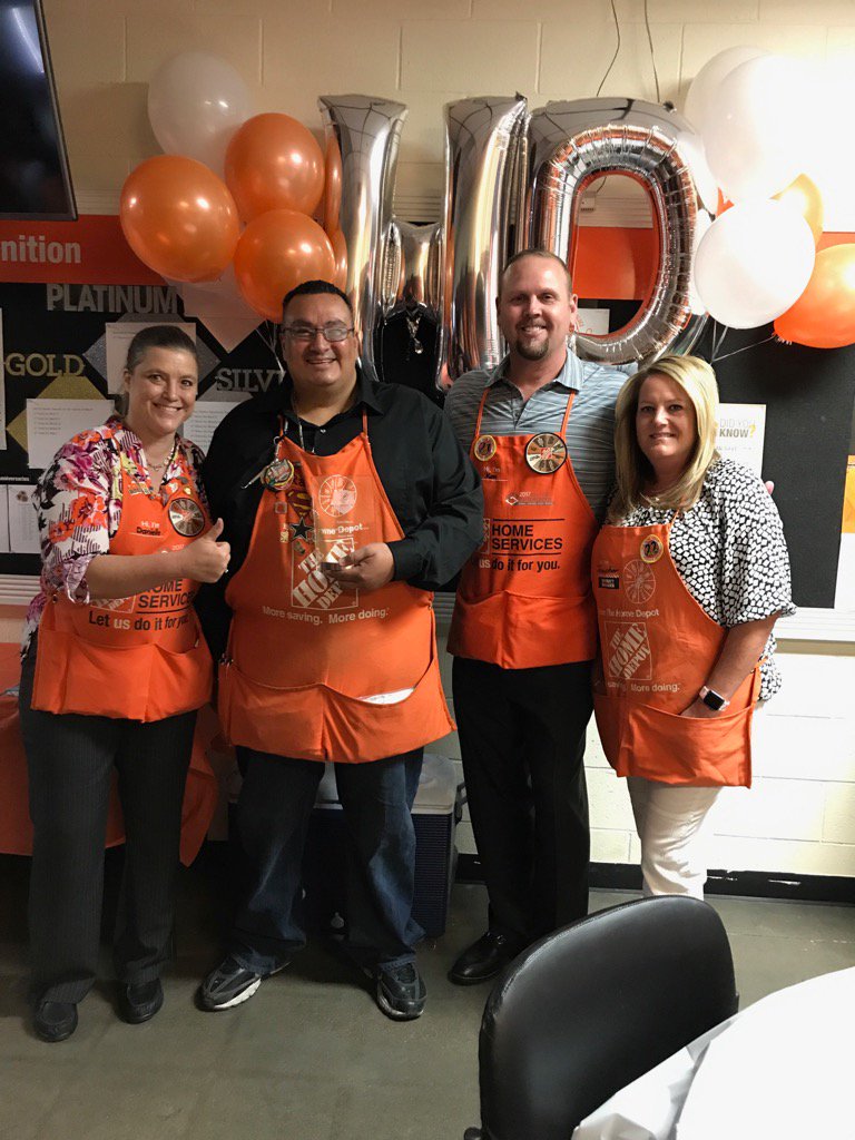 Pac MTN Desert's #1 D70/29 HDPP sales and attach rate associate FY2016 goes to RAUL RAYES in store 467.