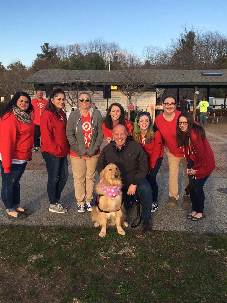 Love these people #R400Community <a href="/Danny_Noonan11/">Danny Noonan</a> #targetvolunteers