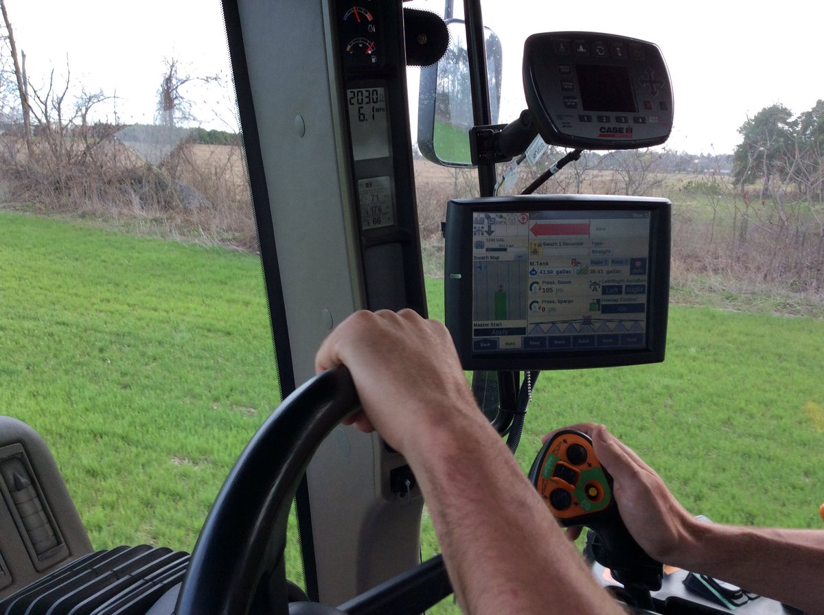 cheekyfarmgirl's tweet photo. Trying some VR Nitrogen on wheat today! @VanMeerFarms is the sprayman today #25R46 #neverstopgrowing https://t.co/Wk9EnmybFQ