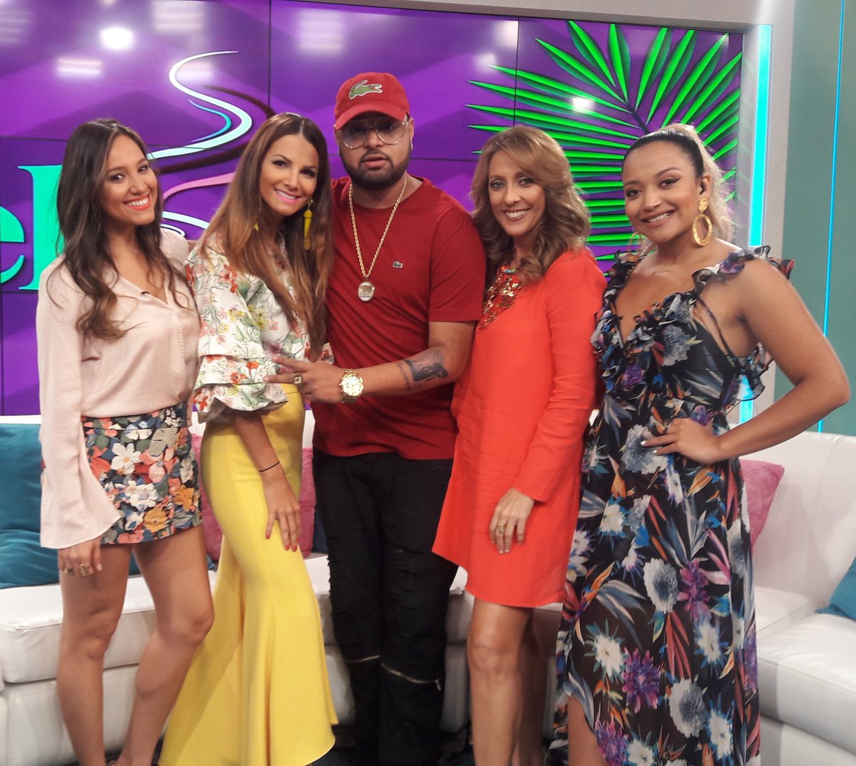 ¿Quién más ama cuando viene <a href="/bcapanama/">BCAPANAMA</a> a visitar a sus coristas favoritas? #MomentosJelou