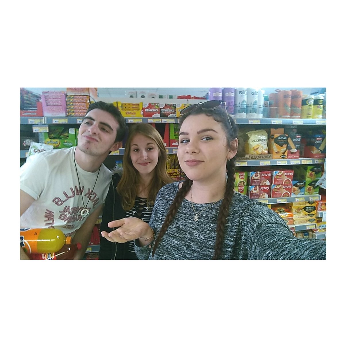 hb1_hannah's tweet photo. Y not #iceand https://t.co/H3lR1D1PrL