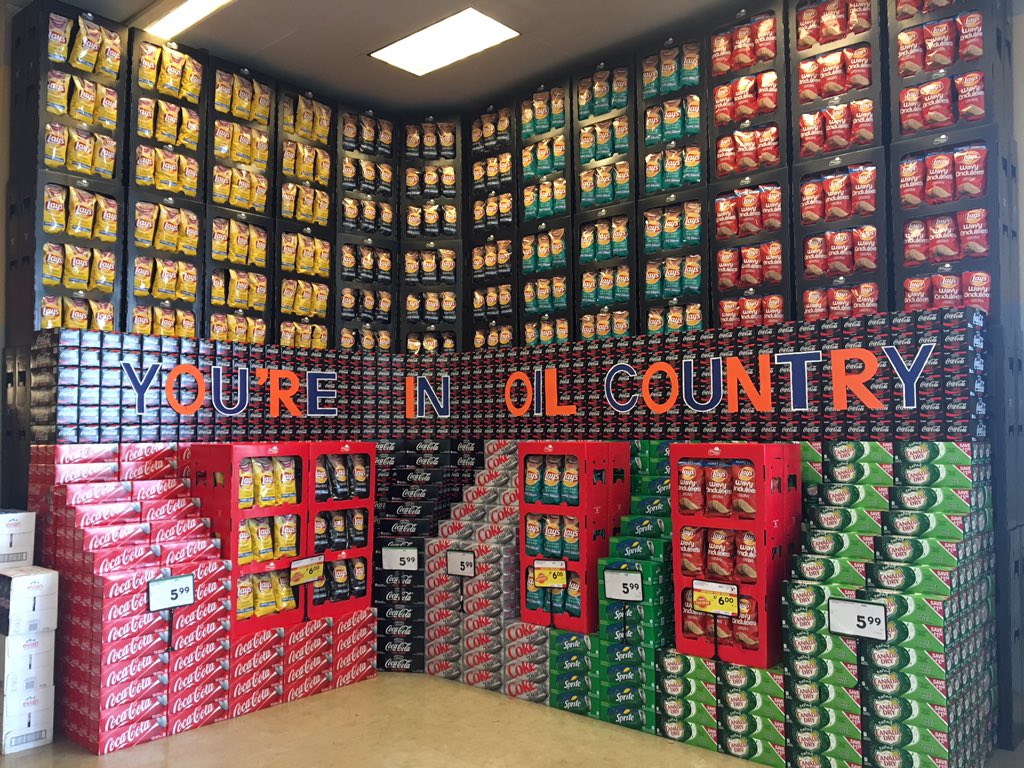 ThePintographer's tweet photo. @1003TheBear I made this one at my store.  Im one of the artists! @lowemustgo https://t.co/JVskFKRtuM
