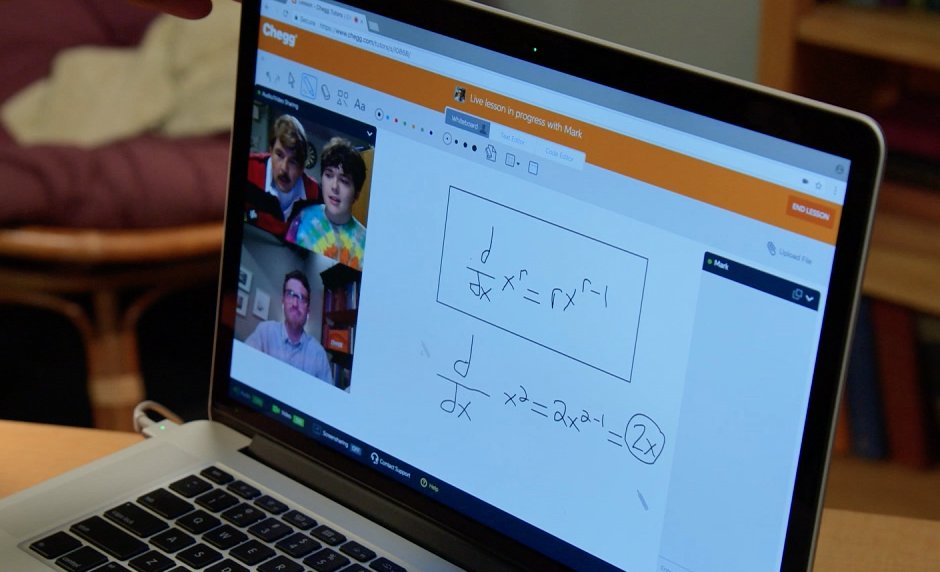 We’re on late-night TONIGHT with <a href="/JimmyKimmelLive/">Jimmy Kimmel Live</a> at  11:35|10:35pm CT on ABC. Don’t miss it!