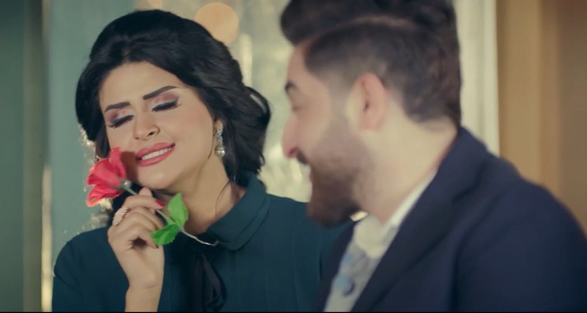 النجمين سلمى رشيد وياسر عبد الوهاب في ديو جديد يا هنيالي
#سلمى_رشيد
<a href="/SalmaRach/">سلمى رشيد</a>
vu.fr/SalmaRachidTV_…
#هلا_تحكيم #سميرة_سعيد #كل_يوم_جمعة