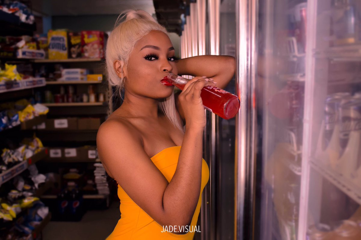 THESTORMM_'s tweet photo. 3 MORE DAYS 💕 #hashtagtalia #thinkPYNK #gttyh https://t.co/4jNyn9HIg5