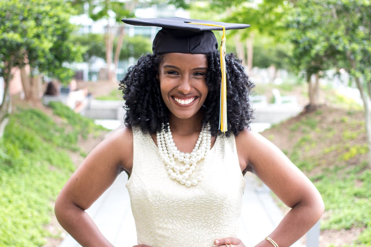 sihammatime's tweet photo. Graduating from the #1 Industrial Engineering program would make you smile a little too ☺️✨🎓 
#CapsPearls&amp;Curls #ThisIsWhatEngineersLookLike https://t.co/0dcCI1EQwg
