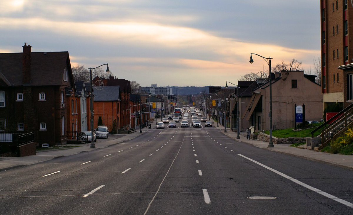 nednolan_'s tweet photo. Who needs #LRT when we have people-moving infrastructure like this!? #HamOnt https://t.co/AxdvXEu7Av