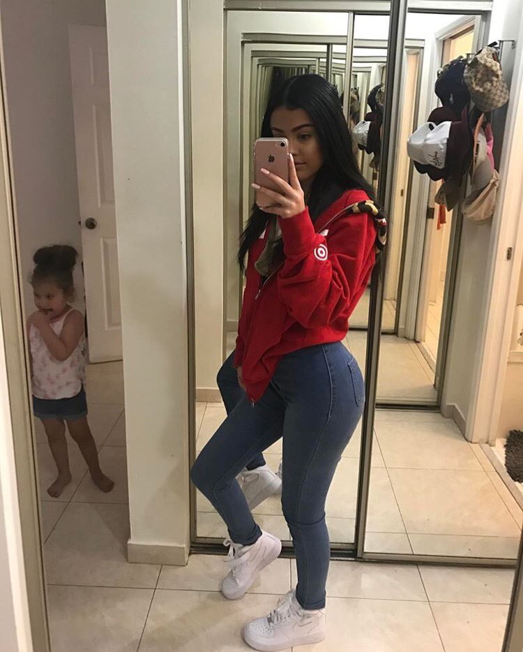 Malu trevejo twitter